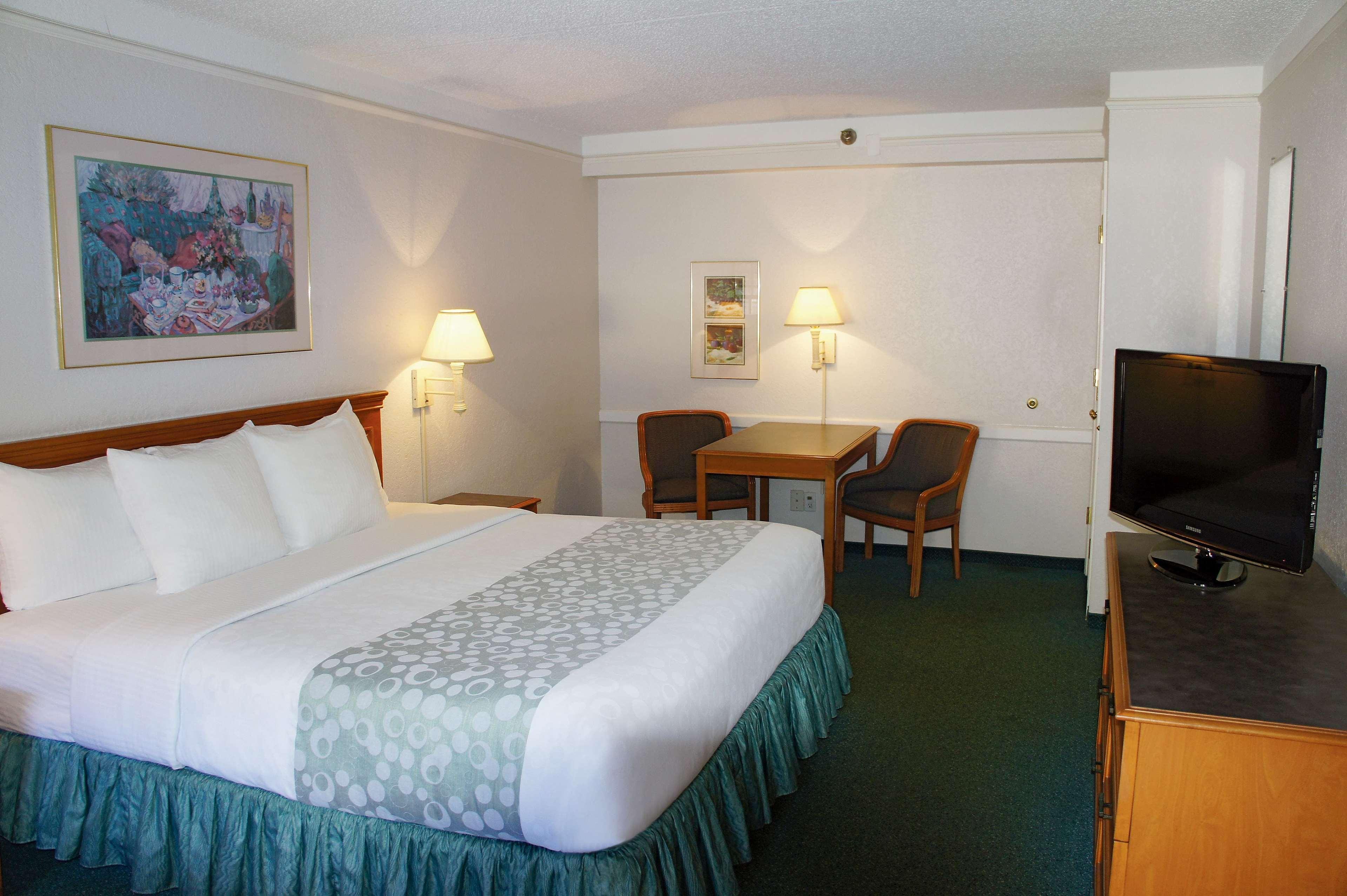 La Quinta Inn By Wyndham Tampa Bay Pinellas Park Clearwater Exterior foto