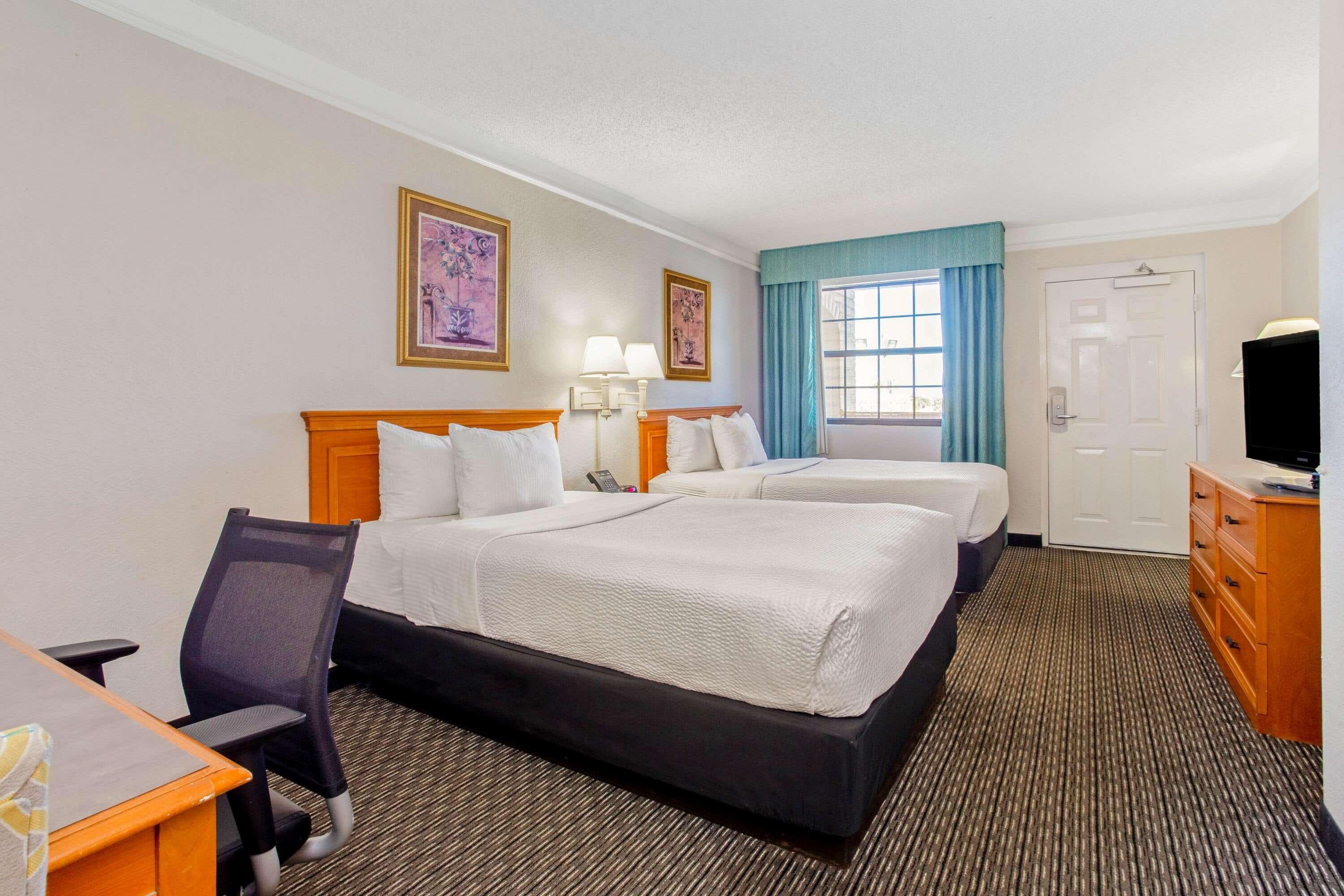 La Quinta Inn By Wyndham Tampa Bay Pinellas Park Clearwater Exterior foto