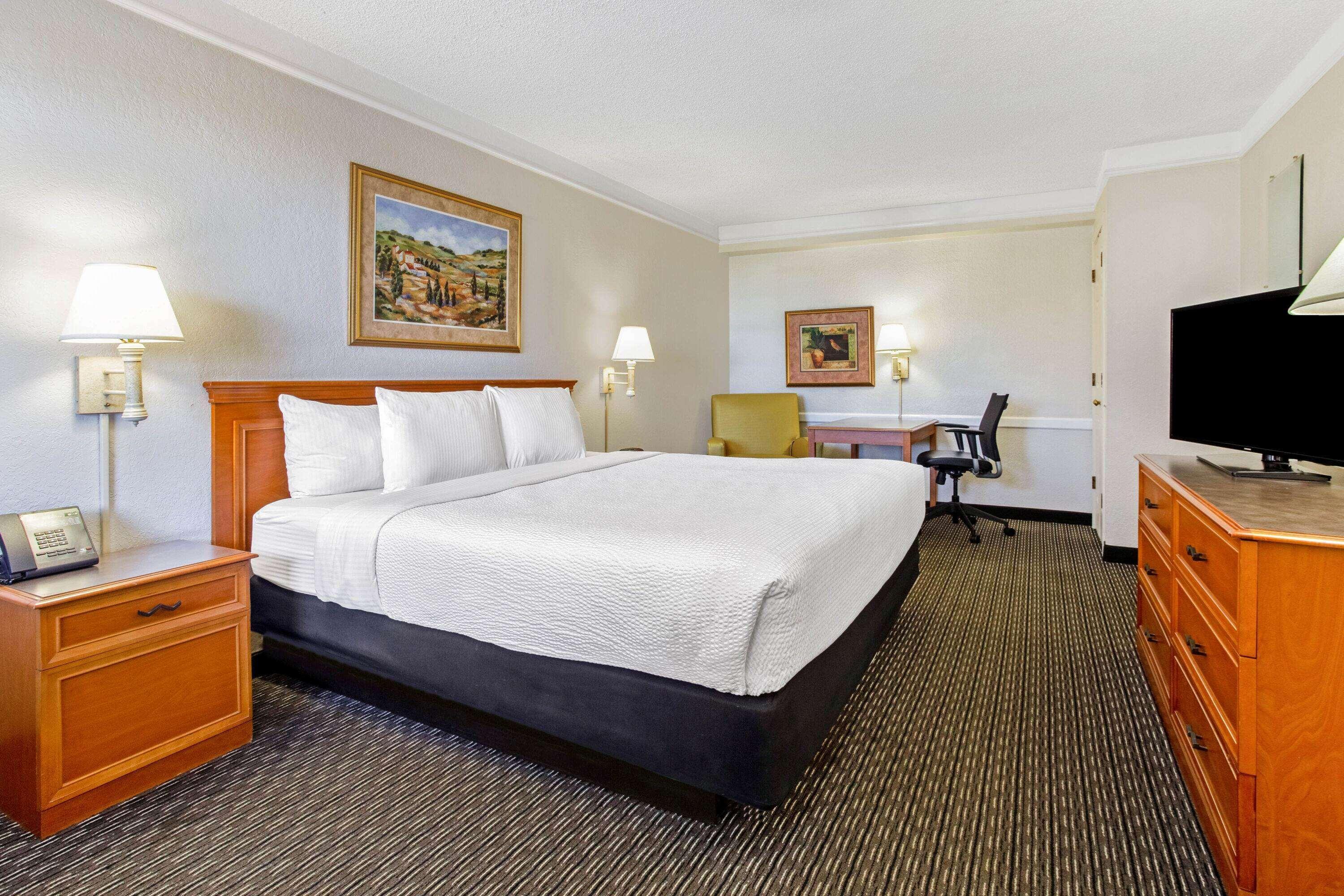 La Quinta Inn By Wyndham Tampa Bay Pinellas Park Clearwater Exterior foto