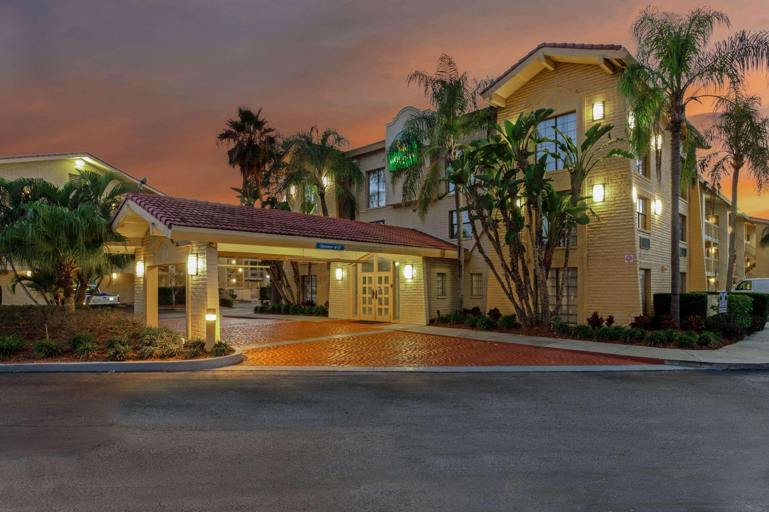 La Quinta Inn By Wyndham Tampa Bay Pinellas Park Clearwater Exterior foto
